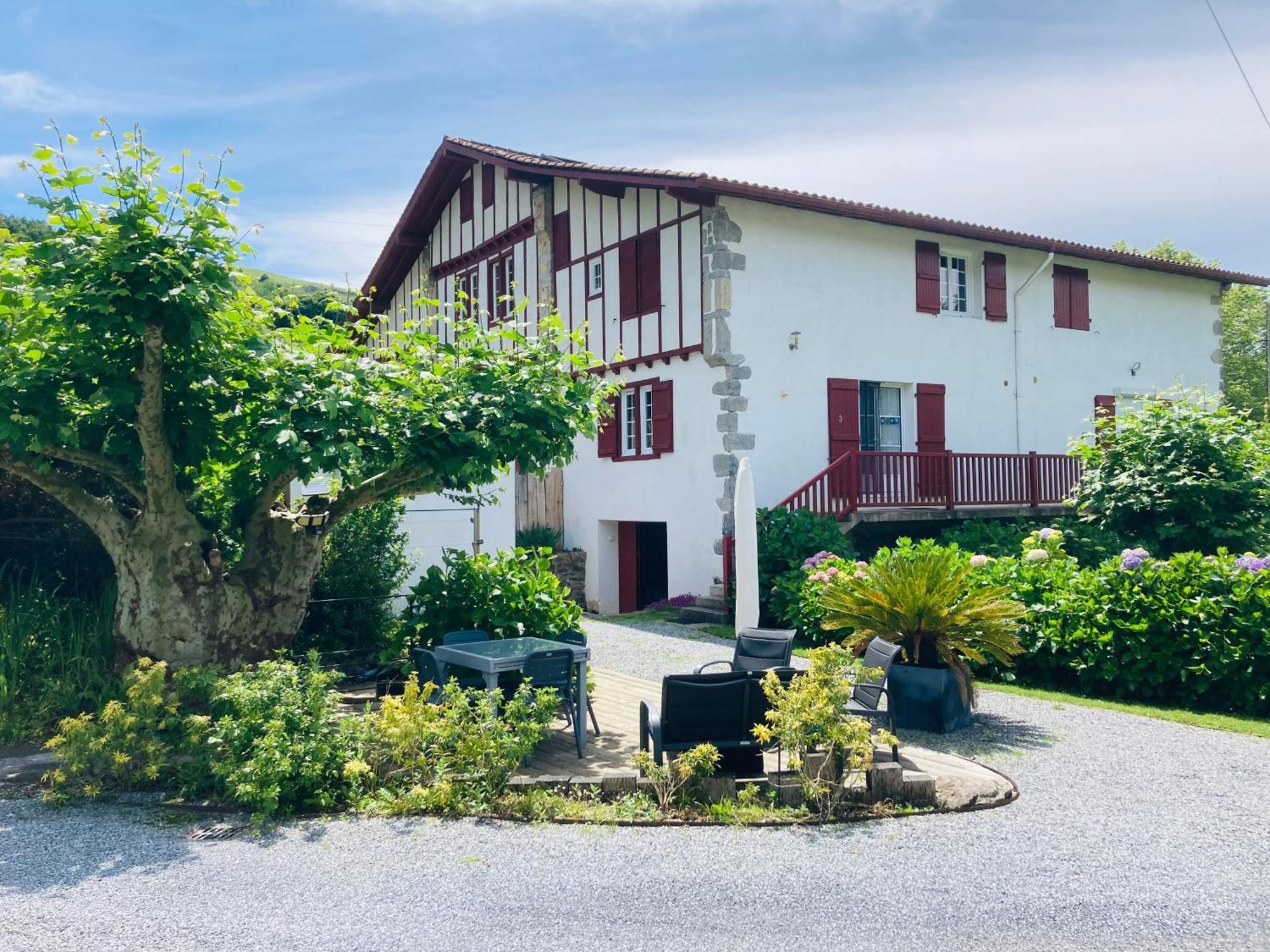 Location Eyheraldia - Votre T3 Au Coeur Du Pays Basque Hasparren Buitenkant foto